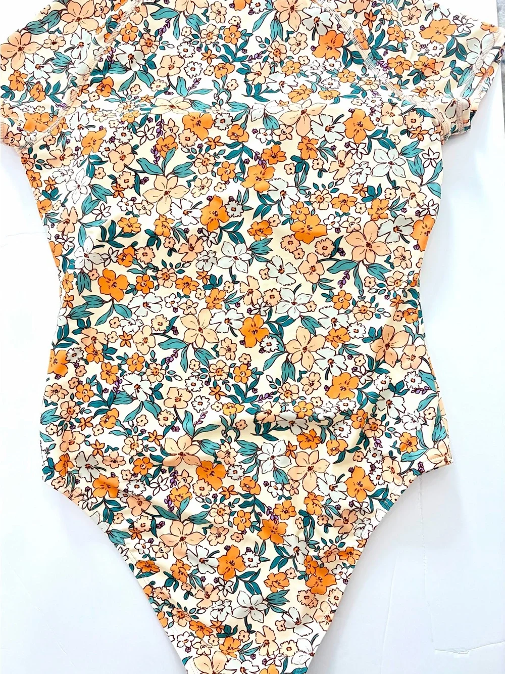 Floral Cupshe Zip-Front Short Sleeve One-Piece Swimsuit - Peach Floral